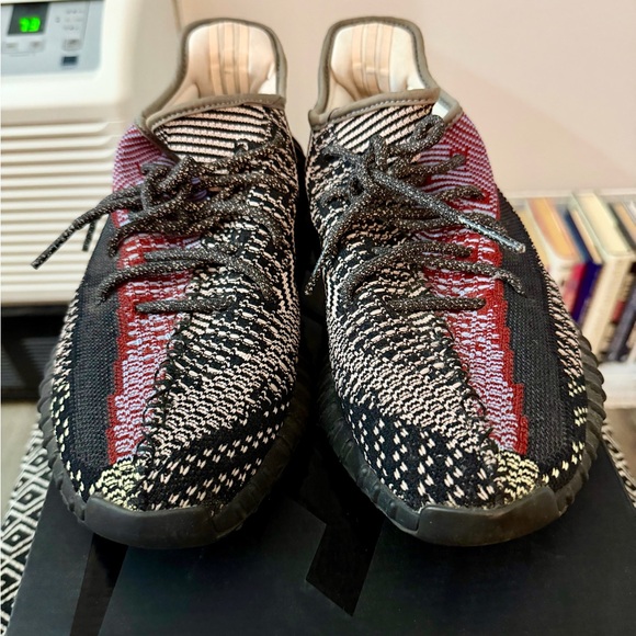 adidas yeezy boost 350 v2 yecheil stores